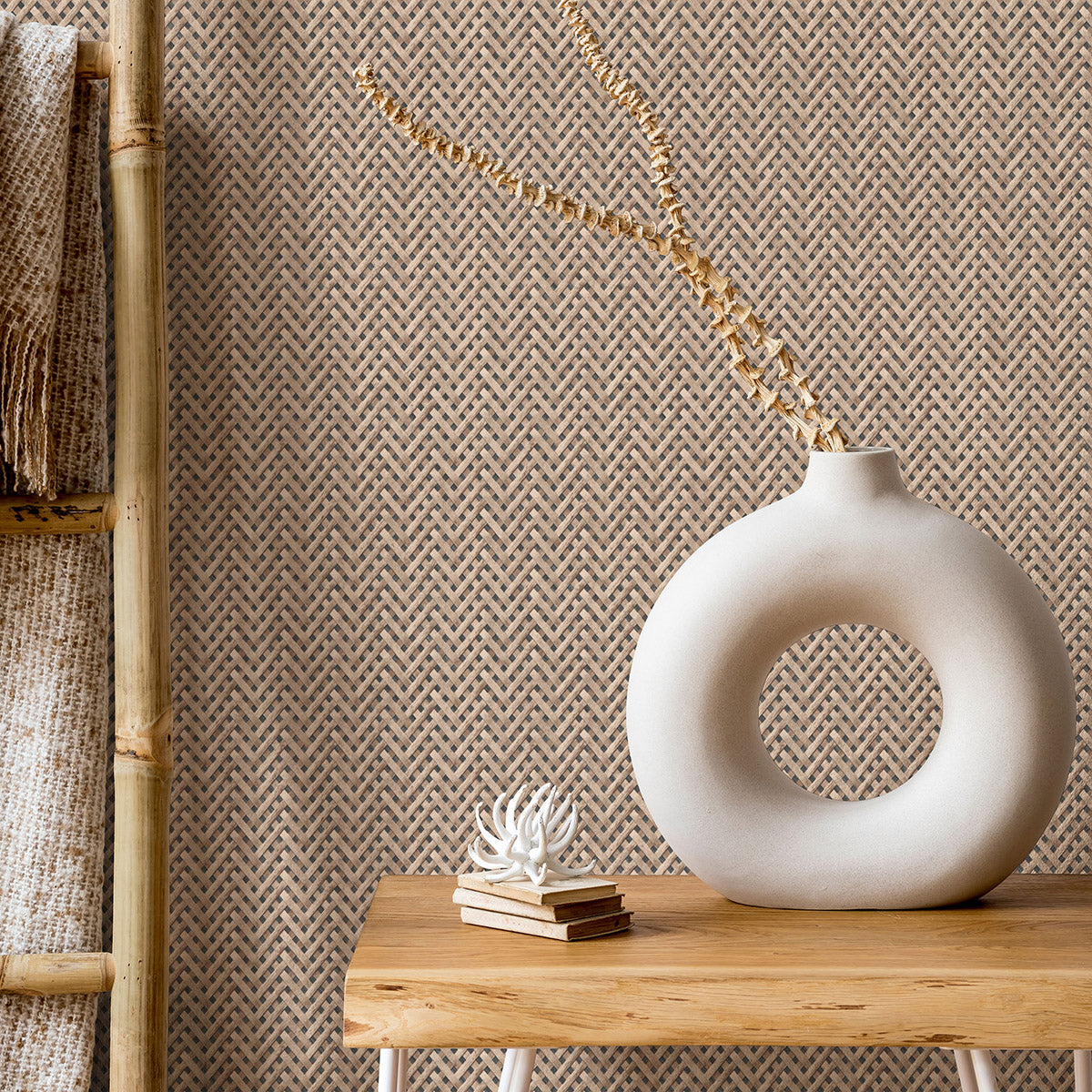 ТАПЕТ ПРОЛЕТ ПЛЕТЕНИЦА БЕЖ РАКИТА