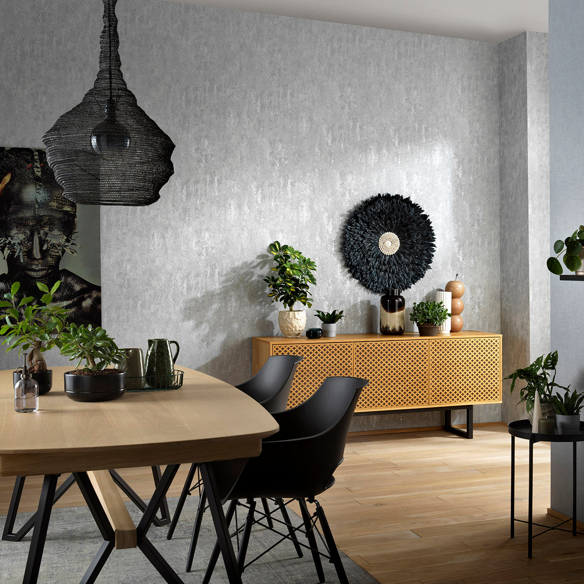 ТАПЕТ ПРОЛЕТ МАЗИЛКА СИВО-СРЕБРО