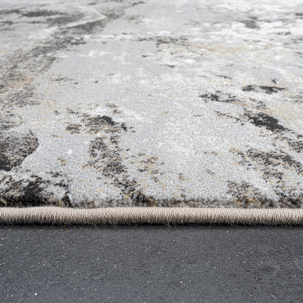 Килим Argentum - нощни хълмове сиво