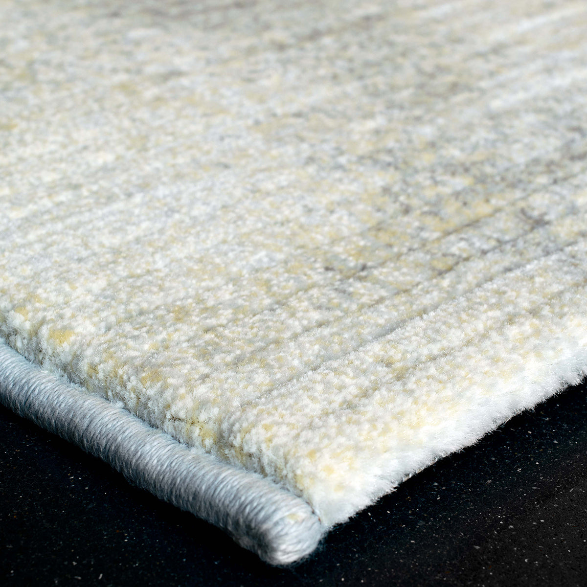 Килим Argentum - абстрактно пано беж